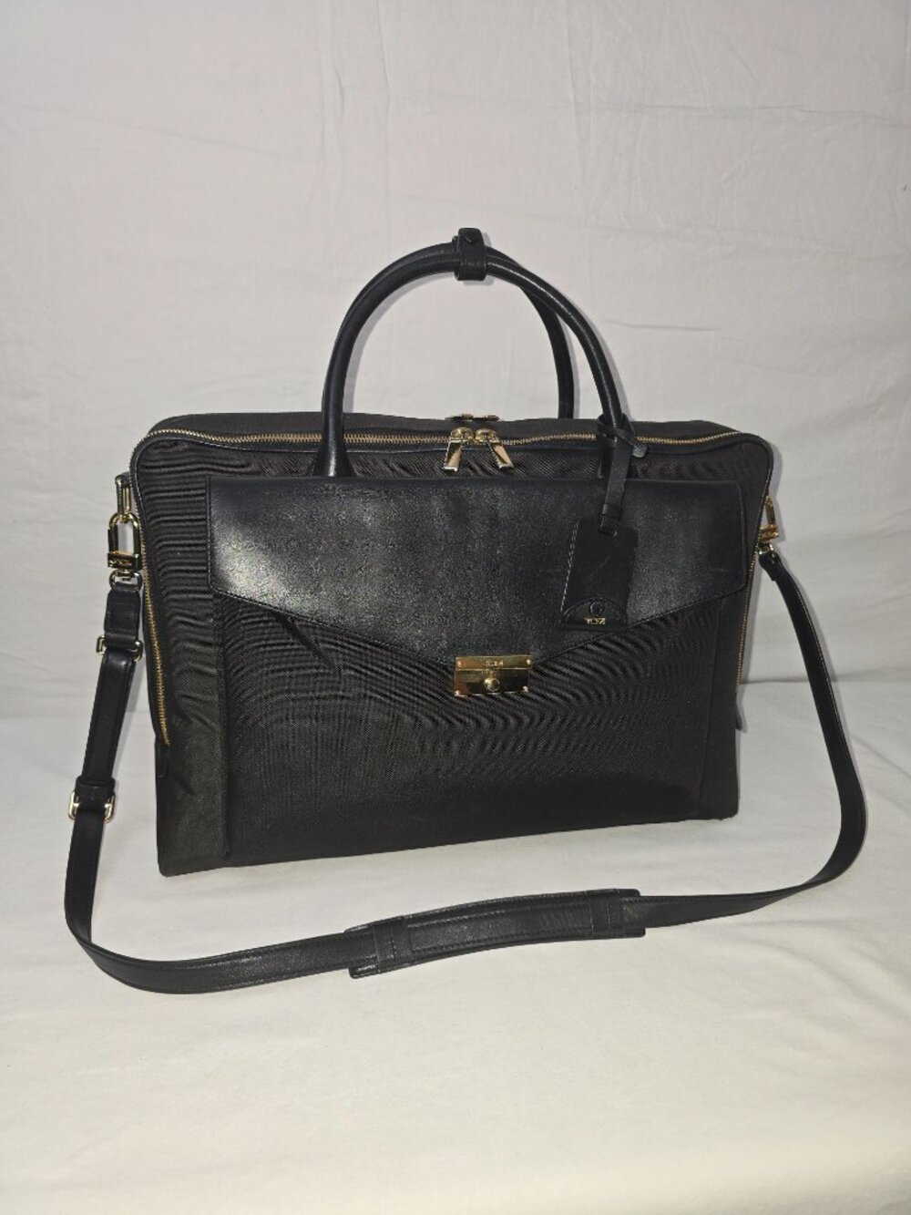 TUMI LARKIN ERIN 73615D Briefcase Business Messenger Bag Nylon & Leather Black